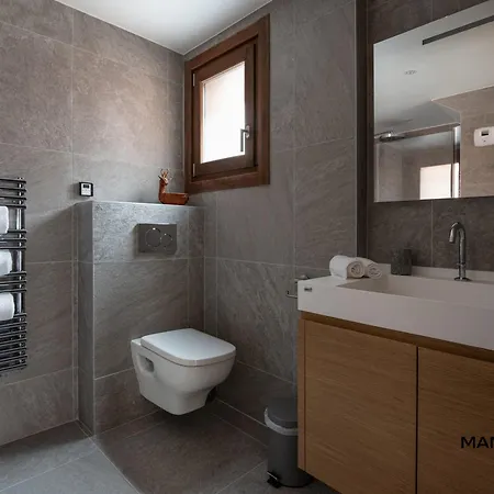 Duplex Deco 70's Avec Cheminee A 1650 - Fr-1-664-31 Apartment Courchevel